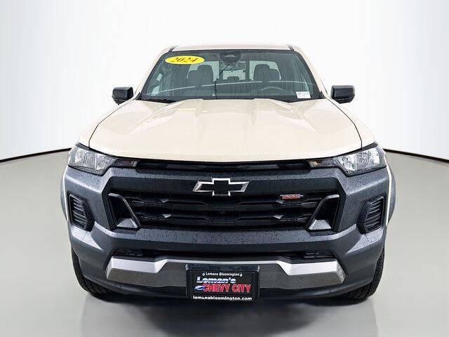 Used 2024 Chevrolet Colorado Trail Boss with VIN 1GCPTEEK2R1125280 for sale in Bloomington, IL