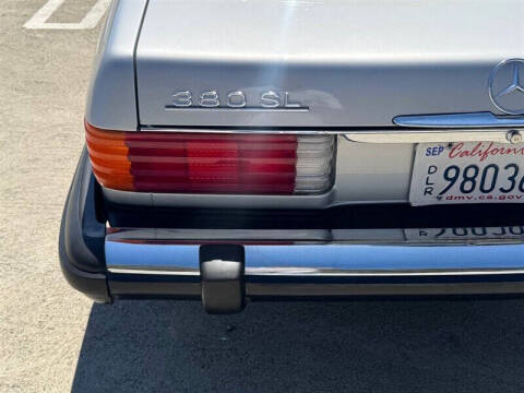 1984 Mercedes-Benz 380-Class 380 SL