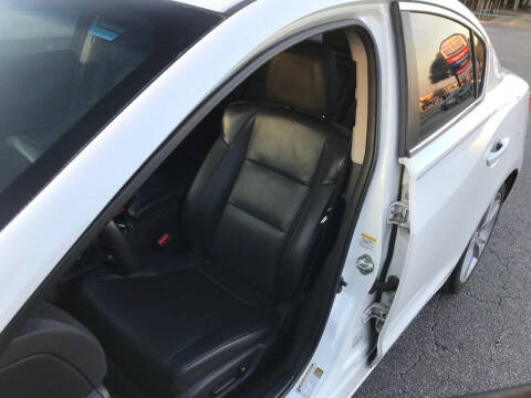 2013 Acura ILX 2.0L w/Tech