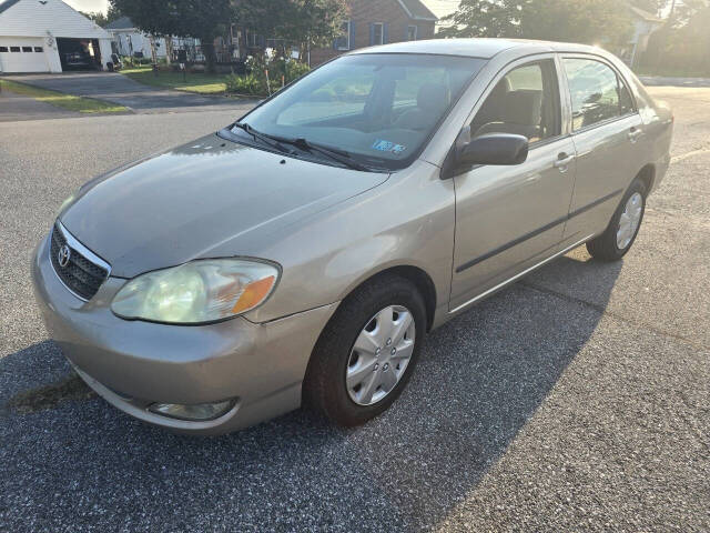 2007 Toyota Corolla for sale at QUEENSGATE AUTO SALES in York, PA