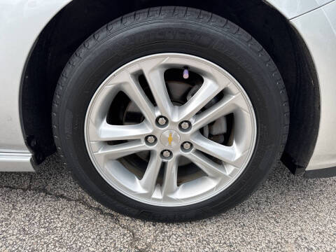 2017 Chevrolet Cruze LT Auto