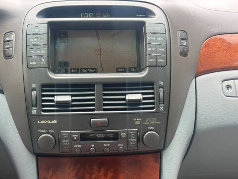 2004 Lexus LS 430