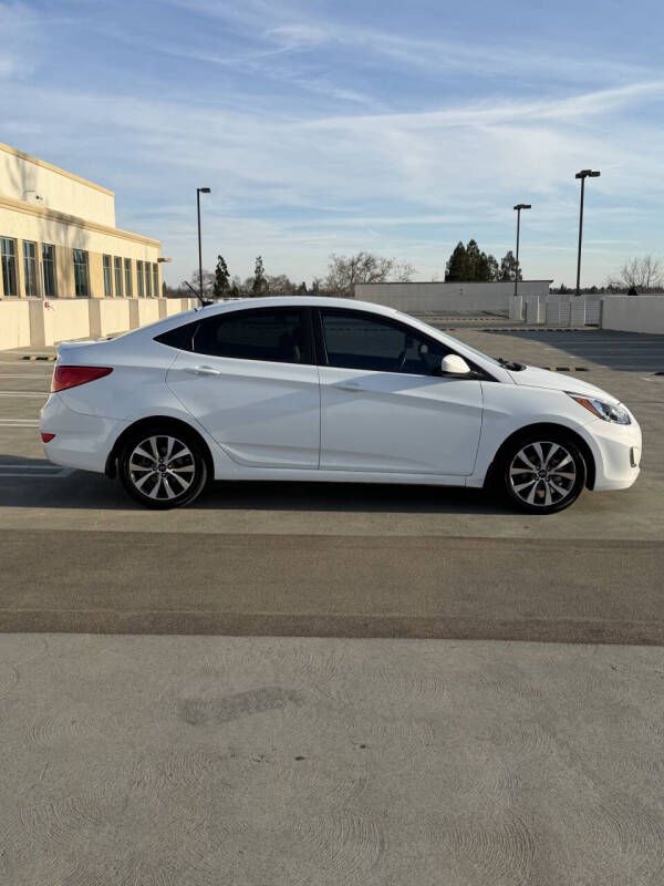 2017 Hyundai Accent Value Edition