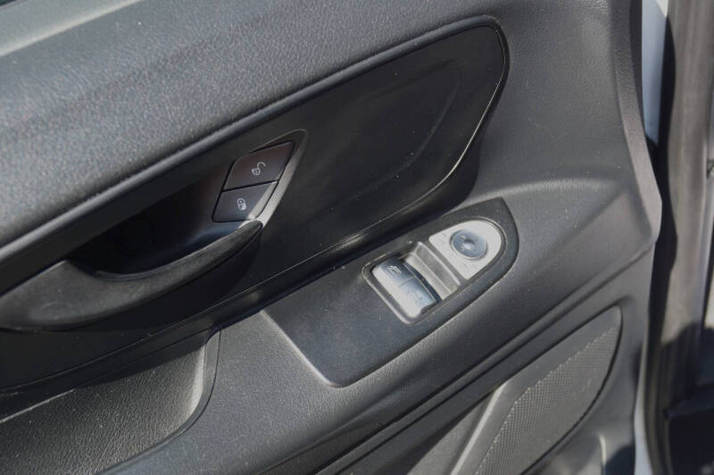 2016 Mercedes-Benz Metris Cargo