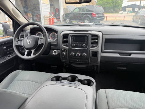 2018 RAM 1500 Express