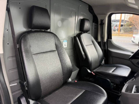 2022 Ford Transit
