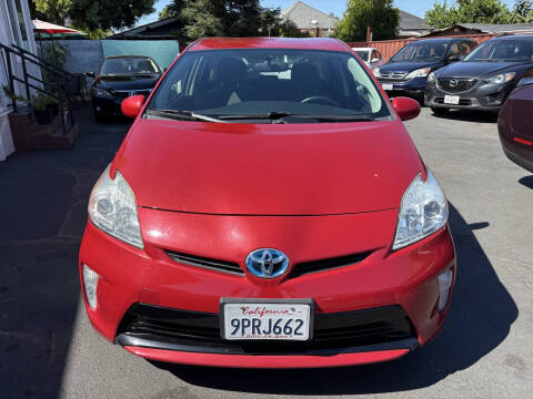 2014 Toyota Prius Three