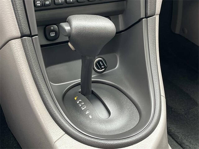 2002 Ford Mustang GT Deluxe