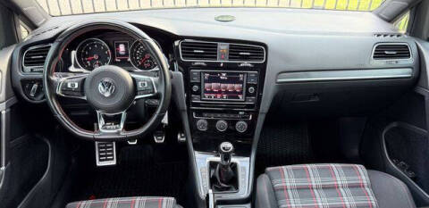 2021 Volkswagen Golf GTI S