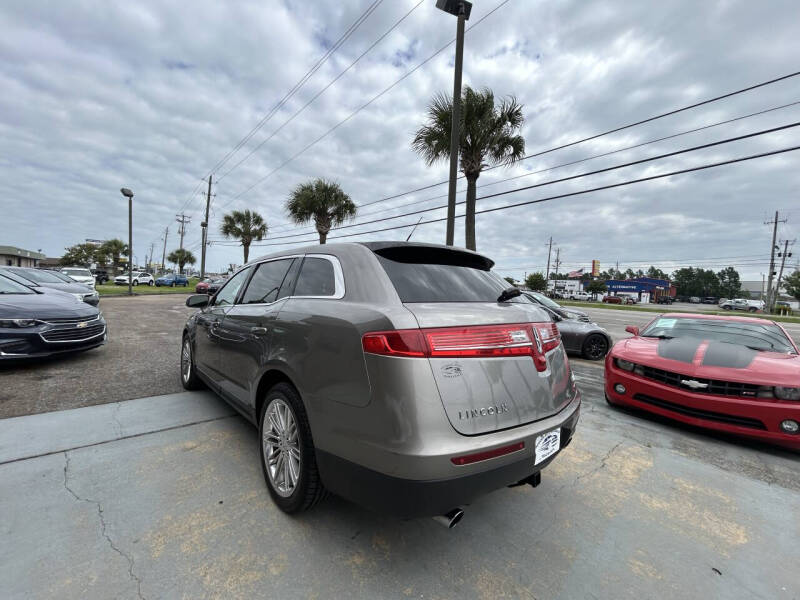 2016 Lincoln MKT EcoBoost