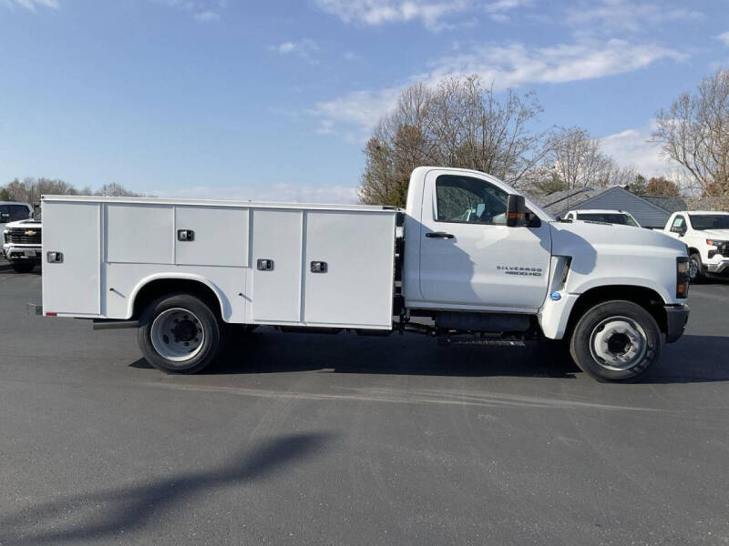 2024 Chevrolet Silverado 4500HD
