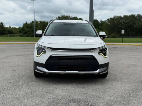 2024 Kia Niro LX