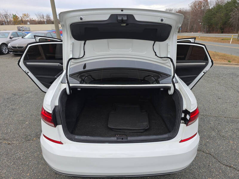 2020 Volkswagen Passat SE