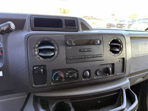 2010 Ford E-Series E-250