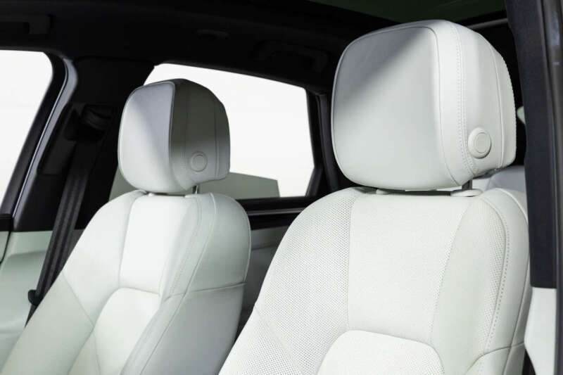 2022 Porsche Macan S