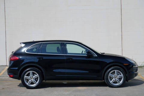 2014 Porsche Cayenne Platinum