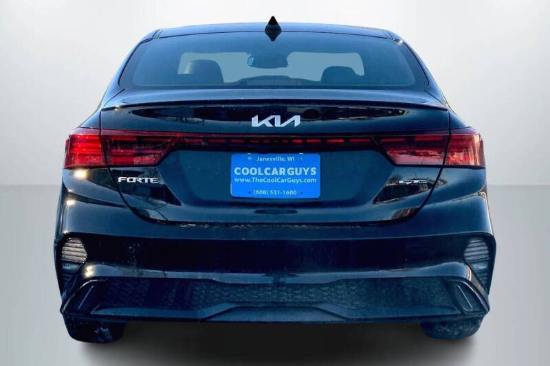 2023 Kia Forte GT-Line