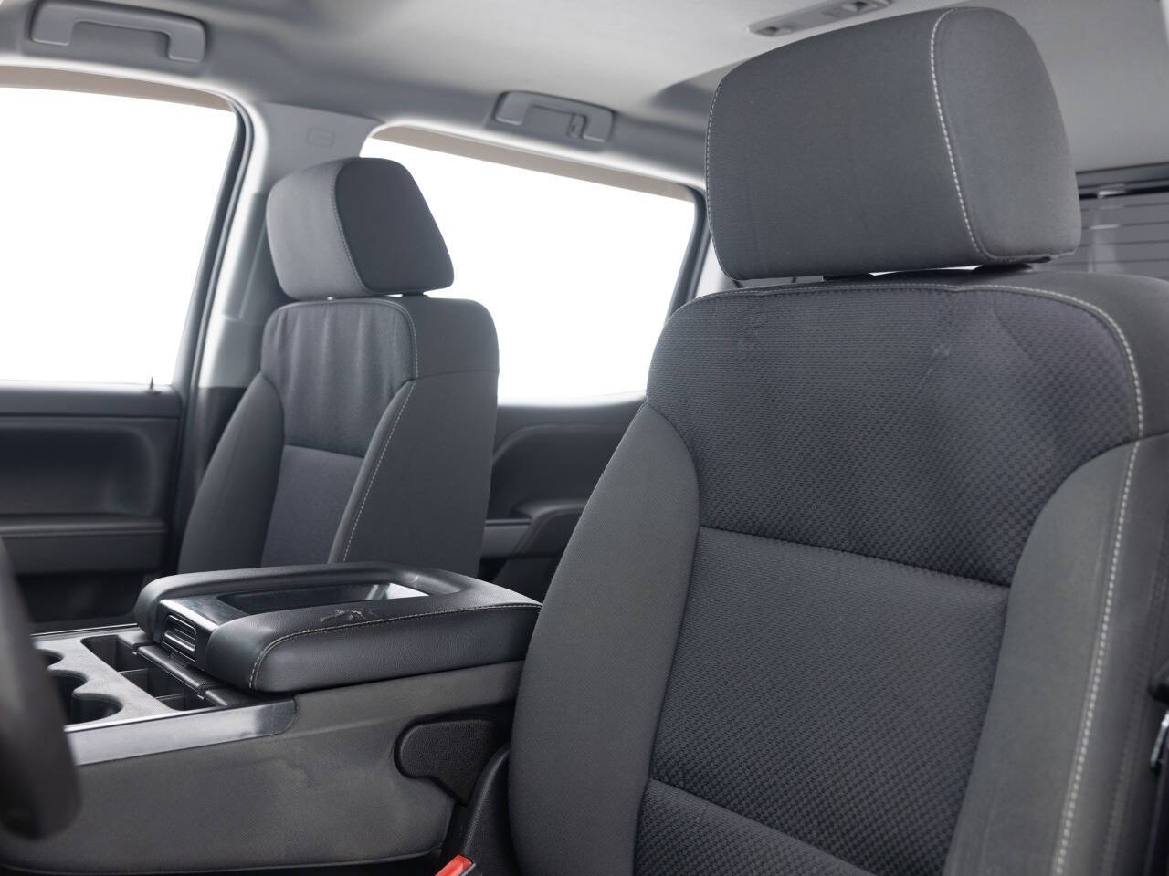 Used Car 2017 Chevrolet Silverado 1500  Lt Z71 4x4 4dr Crew Cab 5.8 Ft. Sb For Sale Under $30,000 In Coal City, Illinois