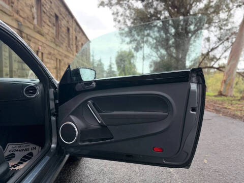 2012 Volkswagen Beetle