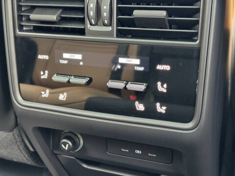 2024 Porsche Cayenne