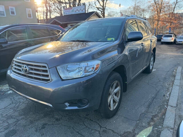 2010 Toyota Highlander for sale at Stateside Auto Sales And Repair in Roslindale, MA