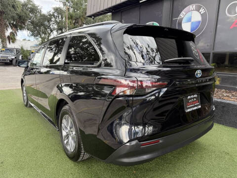 2023 Toyota Sienna