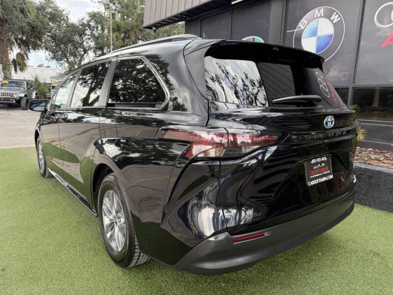 2023 Toyota Sienna