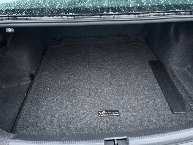 2013 Volkswagen Passat SE PZEV