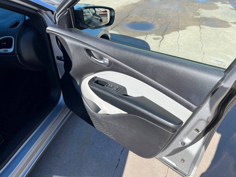2015 Dodge Dart SXT