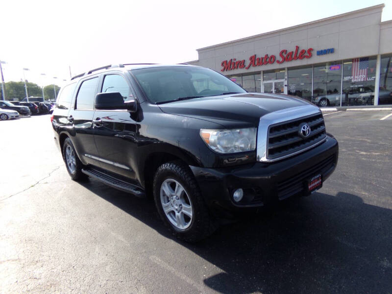 2015 Toyota Sequoia SR5