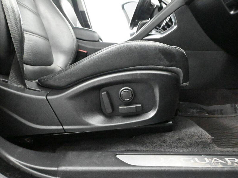 2020 Jaguar E-PACE P250 SE