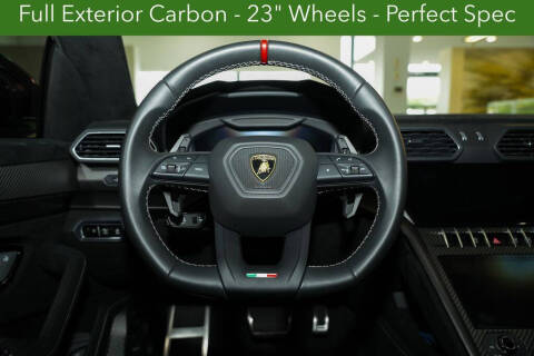 2023 Lamborghini Urus Performante