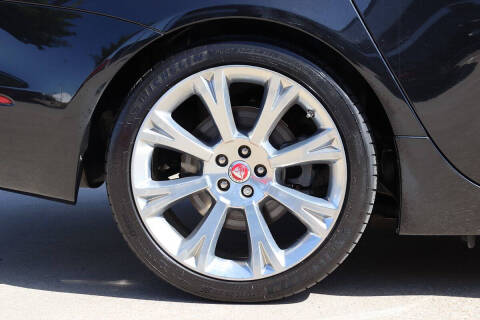 2016 Jaguar XJL Portfolio