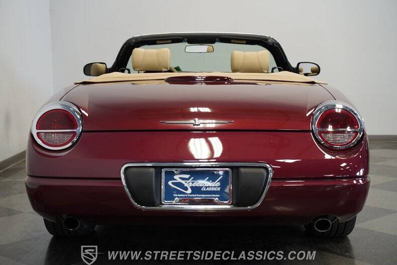2004 Ford Thunderbird Deluxe