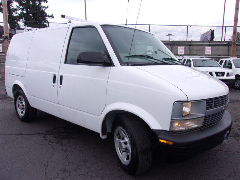 2005 Chevrolet Astro for sale at Delta Auto Sales in Milwaukie OR