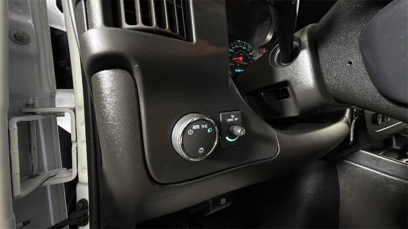 2024 Chevrolet Express 2500