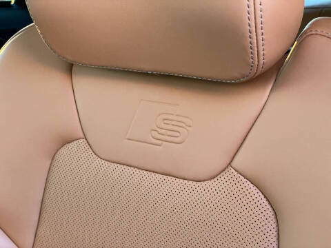 2023 Audi S8 4.0T quattro