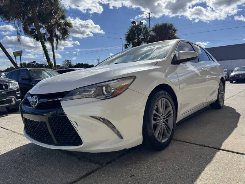 2015 Toyota Camry SE