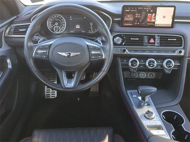 2023 Genesis G70