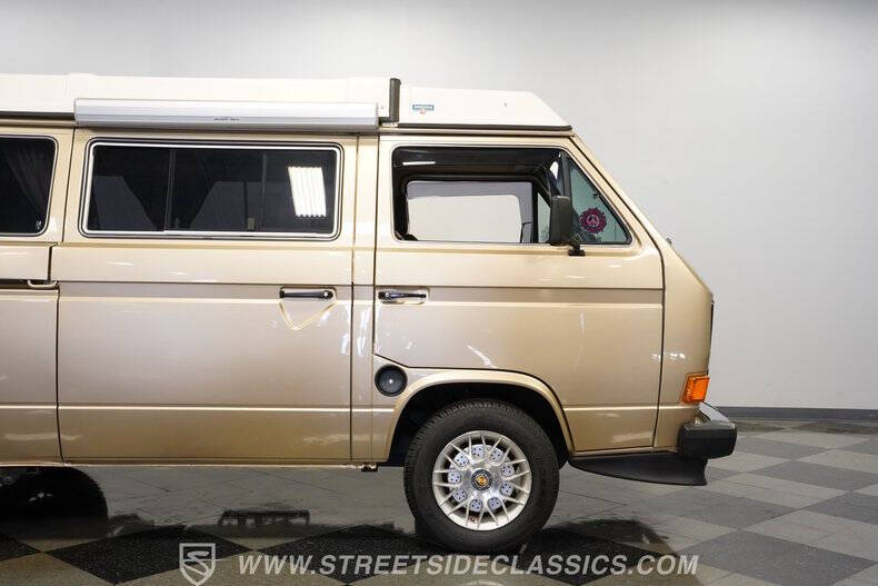 1982 Volkswagen Vanagon Camper