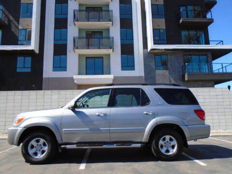 2005 Toyota Sequoia SR5