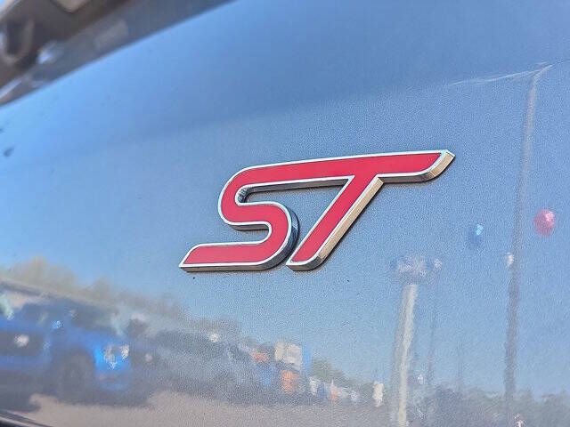 2022 Ford Edge ST