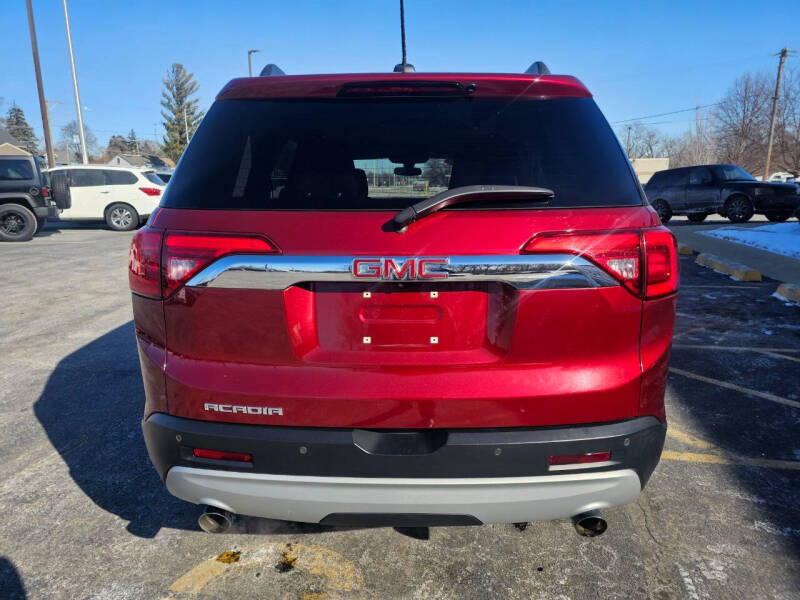 2018 GMC Acadia SLE-2