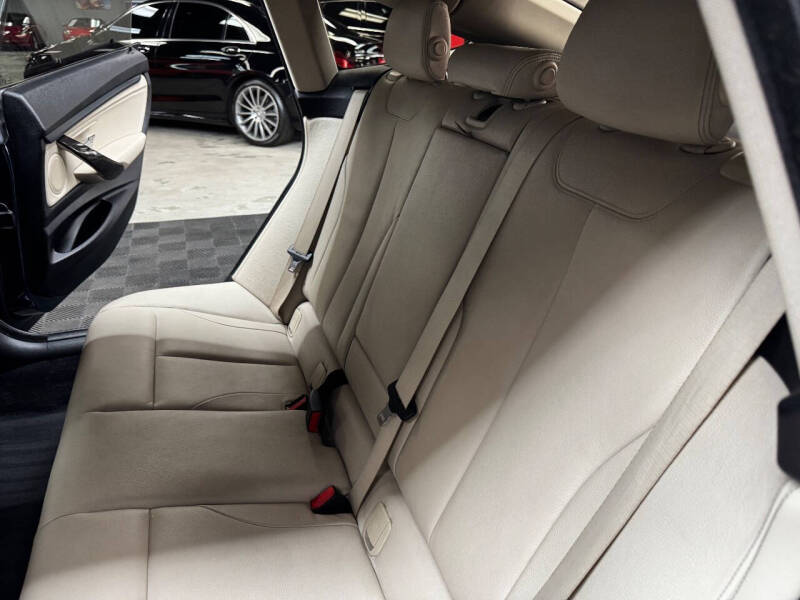 2015 BMW 3 Series 328i xDrive Gran Turismo