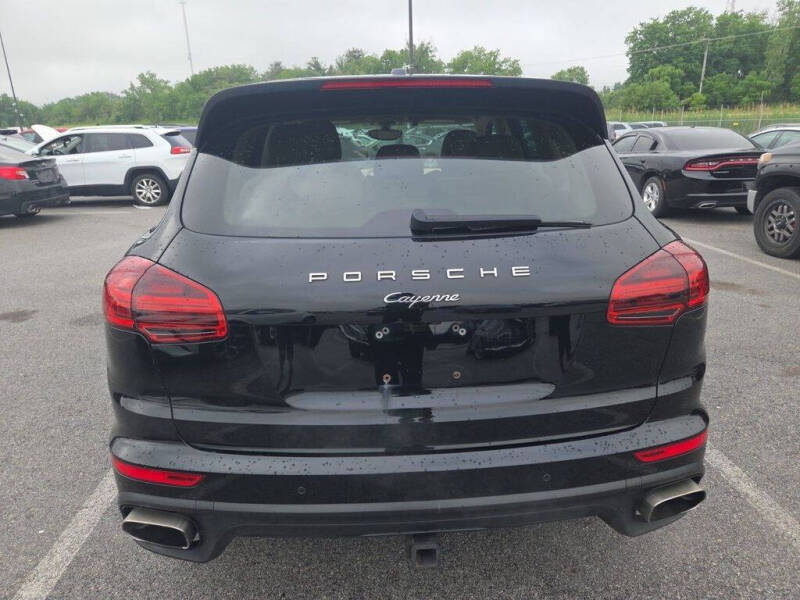 2016 Porsche Cayenne