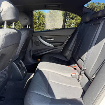 2017 BMW 3 Series 330i