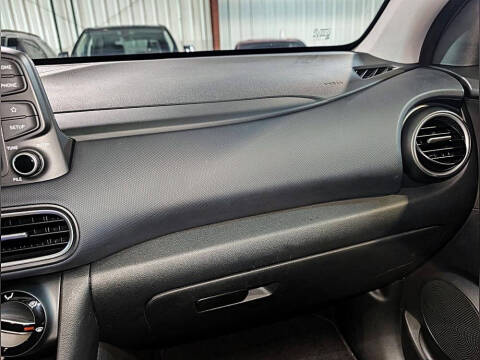 2021 Hyundai Kona SEL Plus