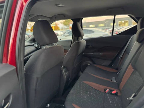 2024 Nissan Kicks SR