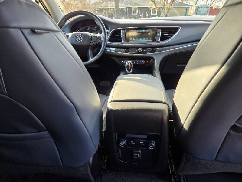 2018 Buick Enclave Essence