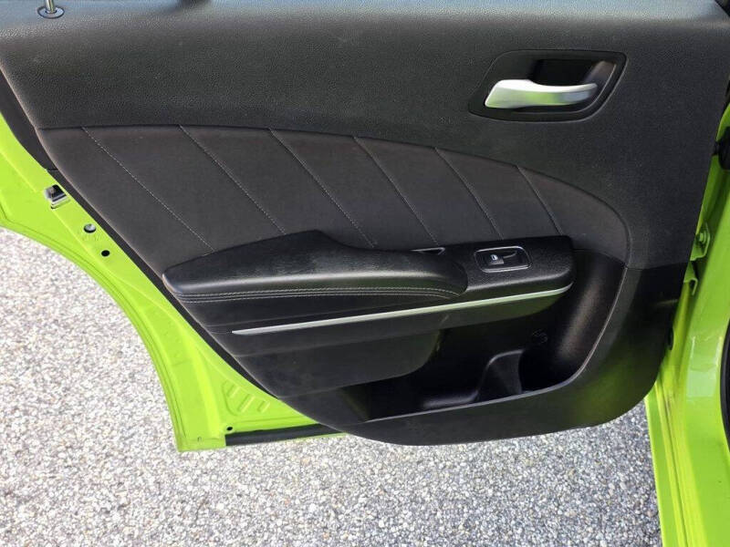 2019 Dodge Charger SXT